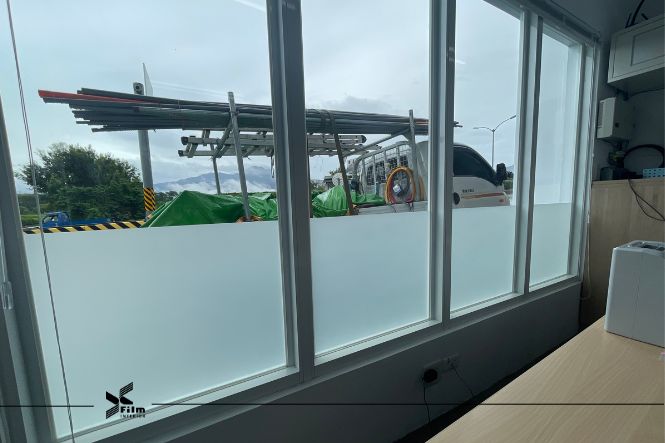 玻璃彩藝膜-窗飾貼膜-霧白砂M1